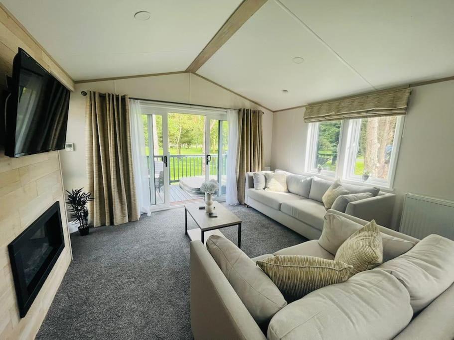 Hideaway Retreat With Hot Tub Villa York Kültér fotó