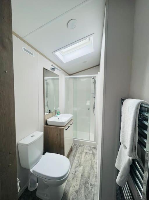 Hideaway Retreat With Hot Tub Villa York Kültér fotó